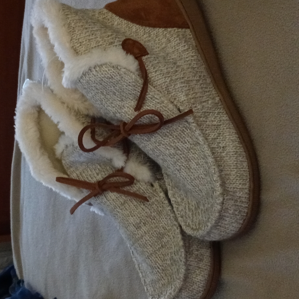 New Sweater, Sherpa lining with memory foam.